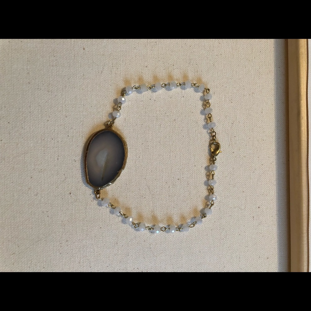 Stone chocker